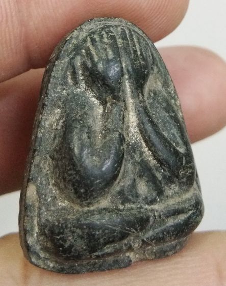 3041-พระปิดตาหลวงพ่อปาน วัดเครือวัลย์ จ.ชลบุรี เนื้อผงคลุกรักผสมผงหลวงพ่อแก้ว วัดเครือวัลย์ รูปที่ 5