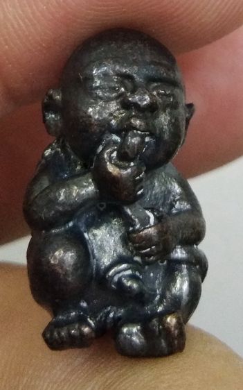 3042-กุมารทองดูดรกบันดาลโชค หลวงพ่อเมียน วัดจะเนียงวนาราม จ.บุรีรัมย์ เนื้อทองแดงรมดำ พร้อมกล่องเดิมๆ รูปที่ 6