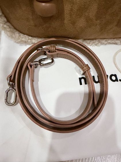 กระเป๋า MUVA สีน้ำตาลมีขน รูปที่ 8