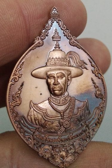 3043-เหรียญพระเจ้าตากสิน มหาราช รุ่นชนะศึก ปราบไพรี เนื้อทองแดง ออกวัดพรานนก อ.อุทัย จ.อยุธยา ปี2562 สวยๆ พร้อมกล่องเดิมๆ รูปที่ 13