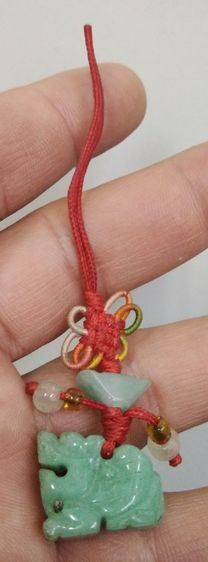 3054-เครื่องรางของมงคล ปี่เซี๊ยะหินหยกเขียว ใช้เรียกทรัพย์ คุ้มครอง คุ้มภัย และโชคลาภ เป็นสายสำหรับร้อยสายโทรศัพท์ หรือแขวนไว้หน้าห้างร้านเพ รูปที่ 14