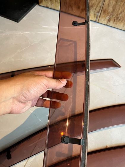 คิ้วกันสาด Subaru Impreza  รูปที่ 2