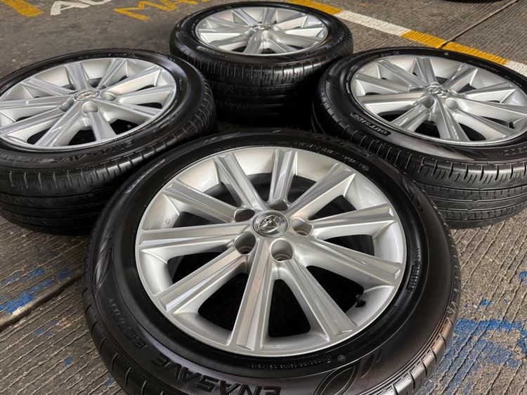 Toyota Camry ขอบ 17 นิ้ว Top Hybrid 🔥 รูปที่ 3