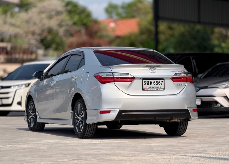 Toyota Altis 2018 1.8 V Sedan เบนซิน ไม่ติดแก๊ส เกียร์อัตโนมัติ เทา รูปที่ 4