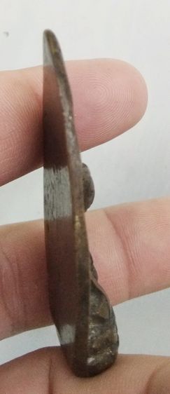 3061-พระกริ่งครึ่งซีก หลังใบโพธิ์ วัดสุทัศน์ เนื้อทองเหลืองเก่า รูปที่ 12