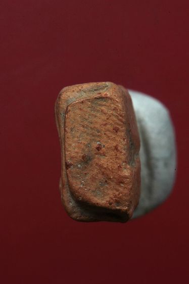 พระรอดลำพูนสวยๆค่ะเก่าค่ะ รูปที่ 5