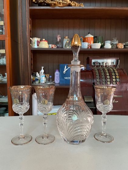 ขวดแก้วคริสตัลเคลือบทอง รูปที่ 3