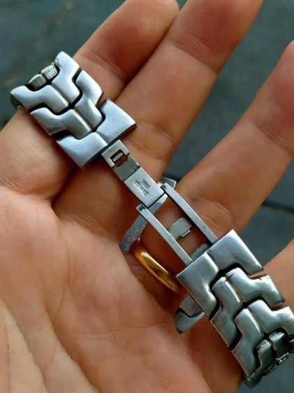 นาฬิกา Tag ถ่าน
สภาพดี เดินดี ใช้งานปกติ  รูปที่ 7