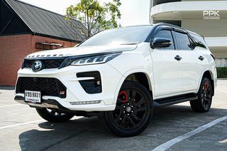 2022 Toyota Fortuner 2.8 GR Sport ฺBlack Top 4WD SUV