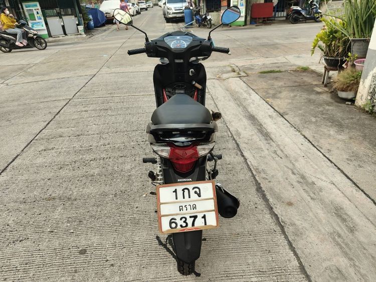 🛵ยังไงก็ขาย WAVE110i ปี 62 เครื่องดี สีสวย สตาร์ทมือ(ไฟสูงไม่ติด) รถบ้านพร้อมใช้งาน เปลี่ยนน้ำมันเครื่องฟรี ส่งฟรี30 กิโล รูปที่ 5