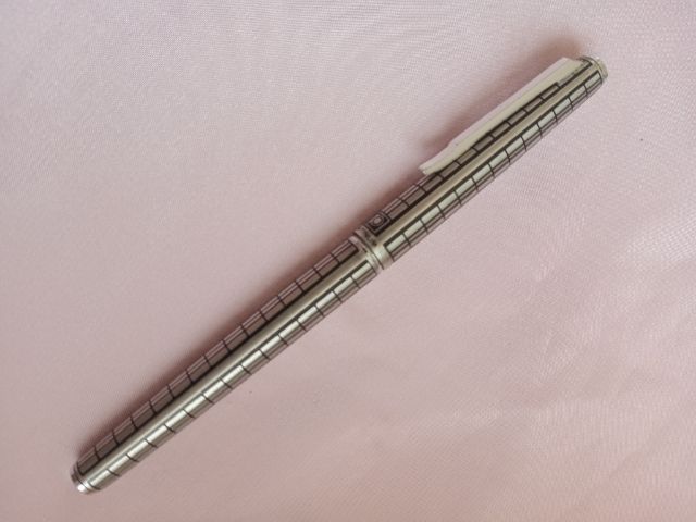 ปากกางานนอก แบรนด์PLATINUM (หมึกหมดไปเติมน้ำหมึกเองค่ะ)