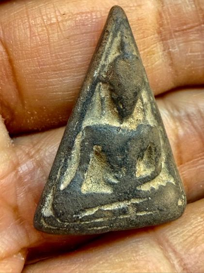 พระนางกำแพง กรุทุ่งเศรษฐี เนื้อดินเก่าโบนาณถึงยุค 500กว่าปีพระเก่าๆ พระเหมาๆบ้านๆ พระคนแก่เก่าๆเก็บ081-3330446 line tonyabu  รูปที่ 3