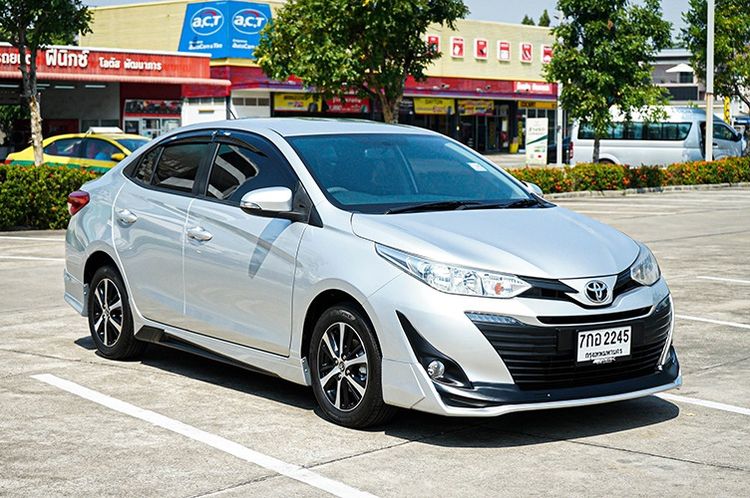 Toyota Yaris ATIV 2019 1.2 E Sedan เบนซิน ไม่ติดแก๊ส เกียร์อัตโนมัติ เทา รูปที่ 3