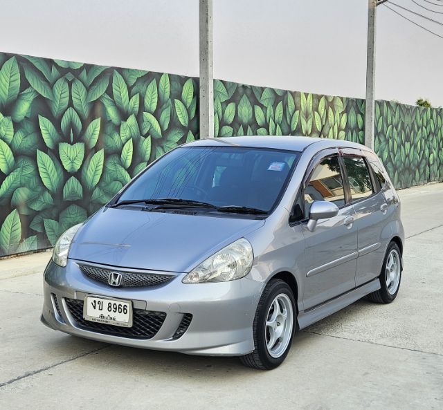 Honda Jazz 2006 1.5 E-V VTEC Sedan เบนซิน ไม่ติดแก๊ส เกียร์อัตโนมัติ เทา รูปที่ 3