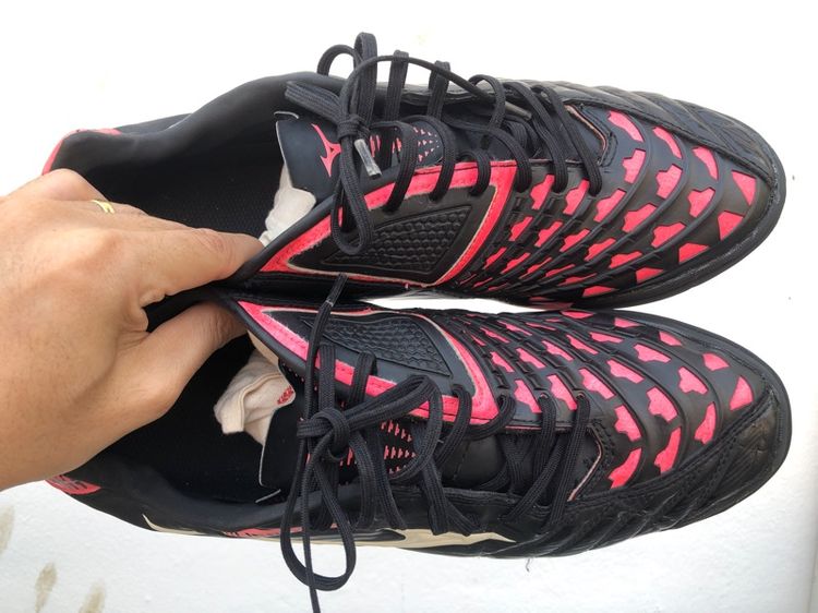 รองเท้าฟุตบอล  รูปที่ 4