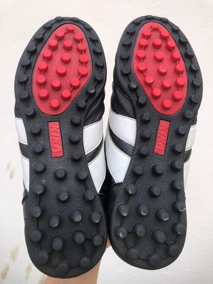 รองเท้าฟุตบอล  รูปที่ 9