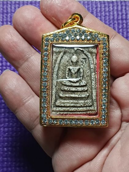 พระสมเด็จวัดระฆัง พิมพ์ใหญ่ รุ่นเเรก สภาพเก่ามาก พระเก่าของบ้านคนโบราณ ผิวเก่าเดิมจากบนหิ้ง ไม่ได้ทำความสะอาด น่าบูชามากครับ รูปที่ 9