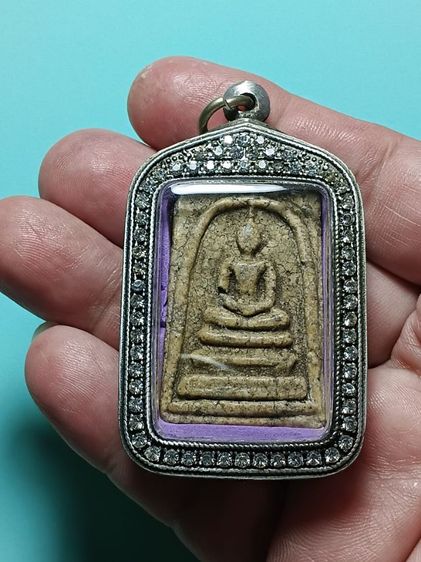 พระสมเด็จวัดระฆัง เก่ามาก สร้างยุคแรก พระอยู่ในตลับสีผึ้ง วางอยู่บนหิ้งเก่าบ้านคุณตา แกะออกมาจากตลับสีผึ้งโบราณเก่า คนสมัยก่อนเอาไปใส่ไว้ รูปที่ 11