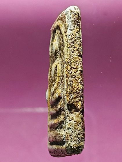 พระสมเด็จเก่ามาก อายุกว่า100 ปี สภาพผ่านการใช้จากคนโบราณมาอย่างโชกโชน สภาพสวยเก่าไม่หักไม่ซ่อม หาชมได้ยากมาก รูปที่ 6