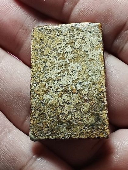 พระสมเด็จเก่ามาก อายุกว่า100 ปี สภาพผ่านการใช้จากคนโบราณมาอย่างโชกโชน สภาพสวยเก่าไม่หักไม่ซ่อม หาชมได้ยากมาก รูปที่ 10