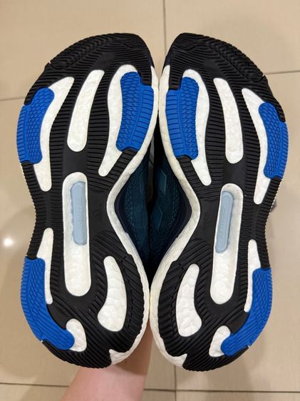 รองเท้าผู้ชาย Adidas Solarglide6 ไซส์ 8US (41.5EUR) ของแท้ มือหนึ่ง ป้ายยังไม่ตัด รูปที่ 8