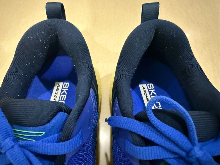 รองเท้าวิ่งผู้ชาย Skechers Max Road6 ไซส์ 8US (41EUR) ของแท้ สภาพใหม่มาก รูปที่ 4