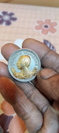 นำเสนอ เหรียญสะสม รัชกาลที่ 5 รัชกาลที่ 9 สำหรับคนที่สนใจสะสม ทั้งหมด มี 6 เหรียญ  ตามภาพคะบ รูปที่ 2