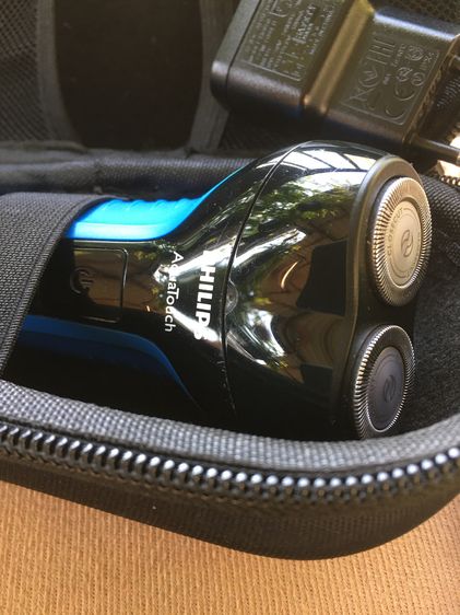 ขายเครื่องโกนหนวด Philips สภาพใหม่มีกล่องเก็บ รูปที่ 3