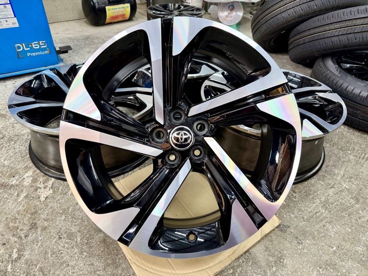 18" ล้อแม็ก YARIS CROSS ขอบ 18” 5 รู 100 ถอดป้ายแดง