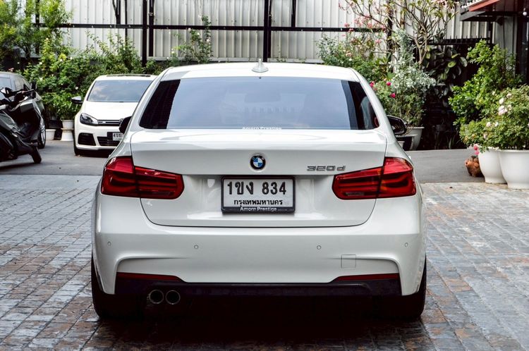 BMW Series 3 2018 320d Sedan ดีเซล ไม่ติดแก๊ส เกียร์อัตโนมัติ ขาว รูปที่ 4