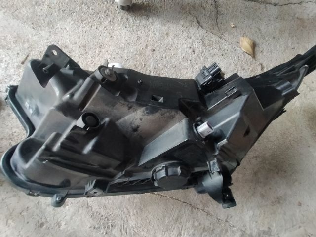 ไฟหน้าcrv ข้างขวา รูปที่ 2