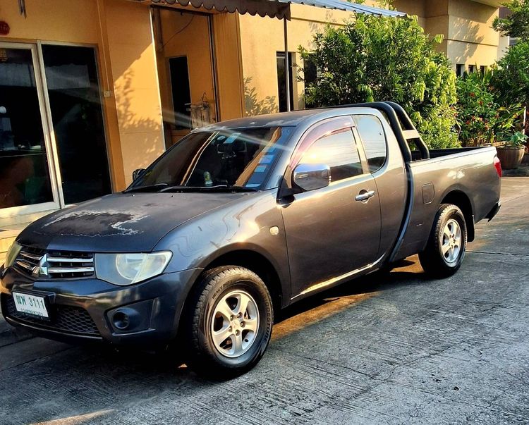 Mitsubishi Triton 2012 2.4 Active Pickup เบนซิน LPG เกียร์ธรรมดา ดำ รูปที่ 4