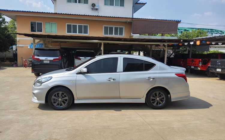 Nissan Almera 2018 1.2 E Sportech Sedan เบนซิน ไม่ติดแก๊ส เกียร์อัตโนมัติ บรอนซ์เงิน รูปที่ 4