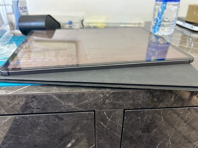 ขาย iPad pro12.9 M1 gen5 256g cellular บอดี้มีรอยเคสกัดบางจุด มีแค่เครื่อง ใช้งานปกติ ราคา 19500บาท นัดรับกทม รูปที่ 11