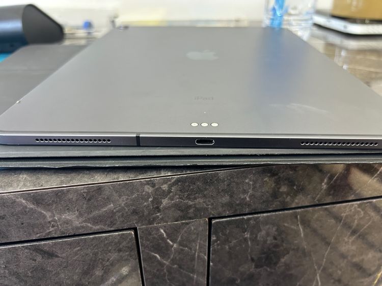 ขาย iPad pro12.9 M1 gen5 256g cellular บอดี้มีรอยเคสกัดบางจุด มีแค่เครื่อง ใช้งานปกติ ราคา 19500บาท นัดรับกทม รูปที่ 4