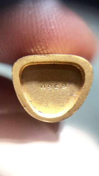 รูปหล่อหลวงปู่ทวด รุ่น111ปี กระทรวงกลาโหม ทองคำ พิมพ์กลาง ปี2540 พิธีใหญ่ อ.นอง พร้อมกล่อง รูปที่ 2