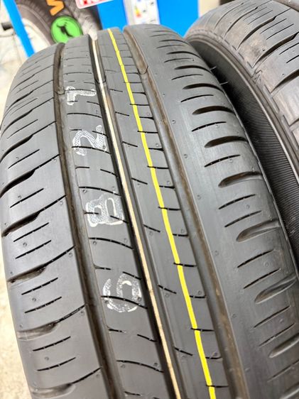 ยางถอดป้ายแดงขอบ 16” ยี่ห้อ DUNLOP รุ่น ENASAVE EC300 ขนาด 185-60R16 ปี 25 สีเส้นตุ่มหน้ายางยังอยู่ครบ รูปที่ 5