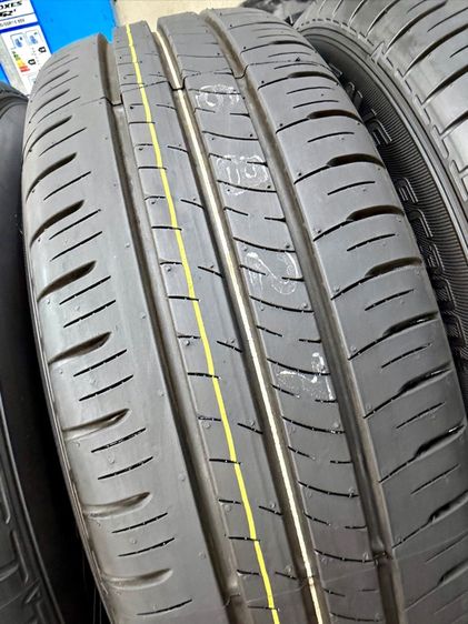 ยางถอดป้ายแดงขอบ 16” ยี่ห้อ DUNLOP รุ่น ENASAVE EC300 ขนาด 185-60R16 ปี 25 สีเส้นตุ่มหน้ายางยังอยู่ครบ รูปที่ 7