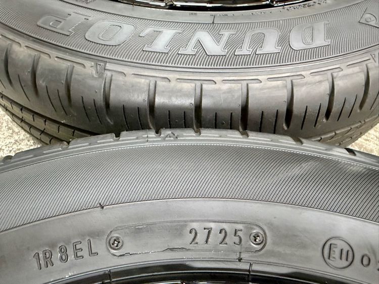 ยางถอดป้ายแดงขอบ 16” ยี่ห้อ DUNLOP รุ่น ENASAVE EC300 ขนาด 185-60R16 ปี 25 สีเส้นตุ่มหน้ายางยังอยู่ครบ รูปที่ 4