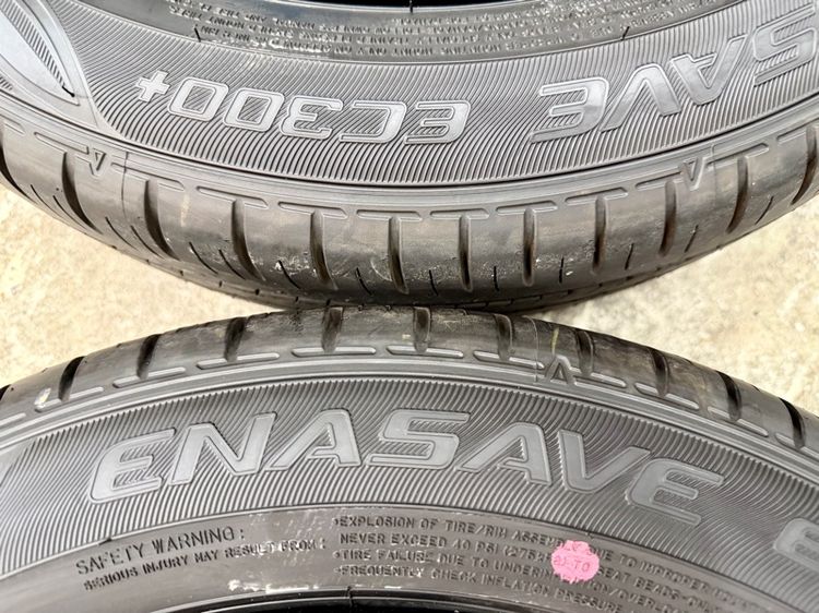 ยางถอดป้ายแดงขอบ 16” ยี่ห้อ DUNLOP รุ่น ENASAVE EC300 ขนาด 185-60R16 ปี 25 สีเส้นตุ่มหน้ายางยังอยู่ครบ รูปที่ 2
