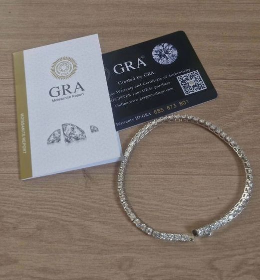 สร้อยข้อมือเงินแท้เพชรโมอีส