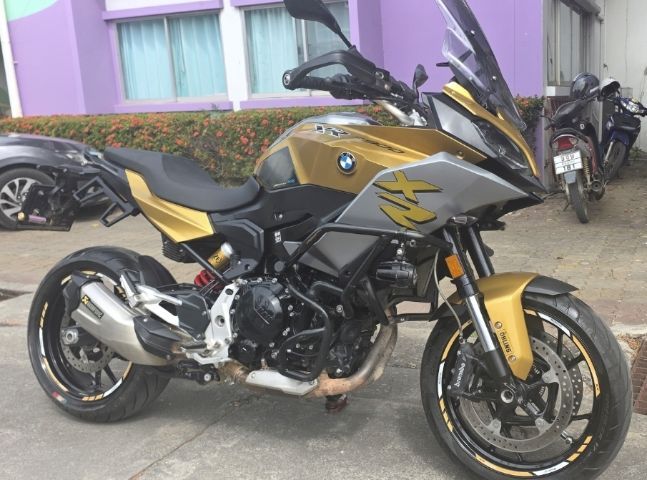 ขายรถบ้านใช้เอง BMW F900XR  ราตา260,000 พร้อมออกtrip สภาพดีมาก ไม่เคยชน ไม่เคยล้ม,เช็คศูนย์ยางใหม่ mile 19,900km.