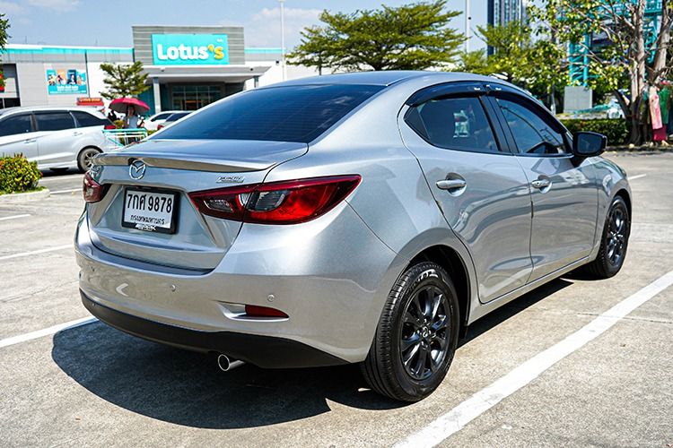 Mazda Mazda 2 2018 1.3 High Connect Sedan เบนซิน เกียร์อัตโนมัติ เทา รูปที่ 3