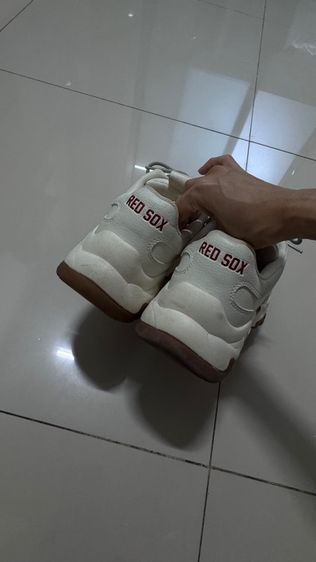 รองเท้า MLB รูปที่ 2