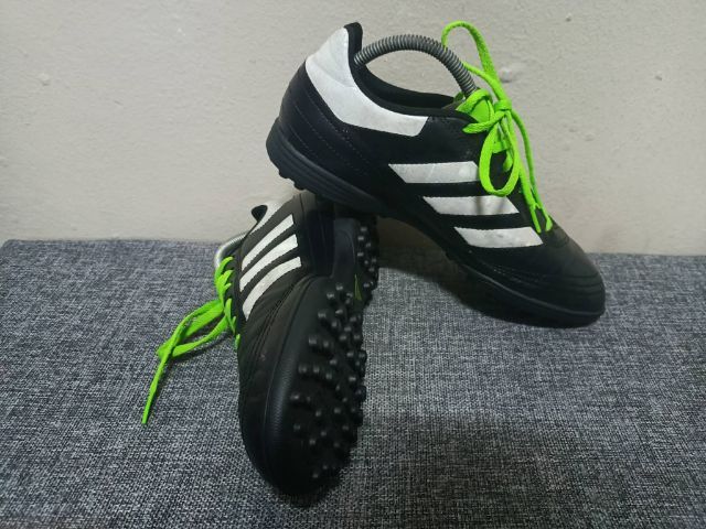 ร้อยปุ่มAdidas Goletto VI TF
 รูปที่ 3
