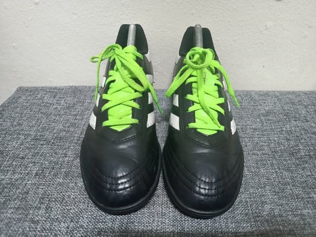 ร้อยปุ่มAdidas Goletto VI TF
 รูปที่ 4
