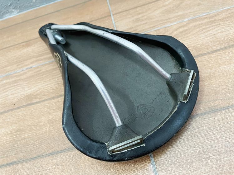 เบาะfujita SEAMLESS super (black) รูปที่ 6