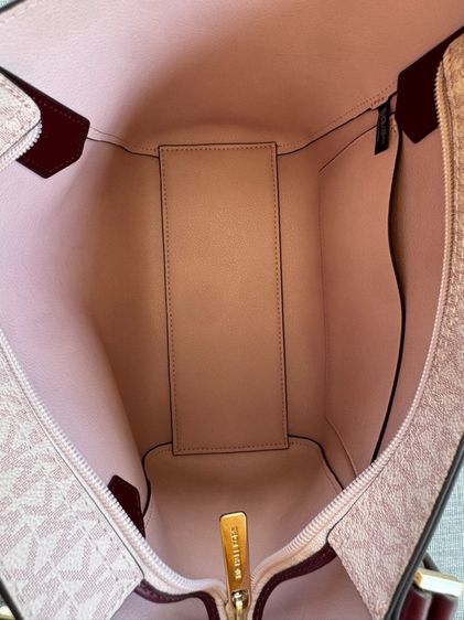 Michael Kors รูปที่ 4