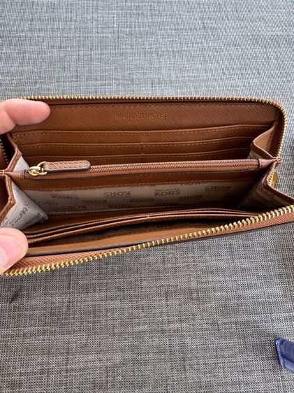 Michael Kors Wallet  รูปที่ 4