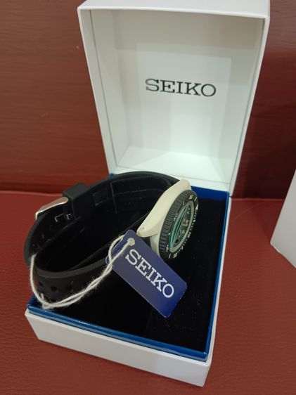 นาฬิกา Seiko 5 Sports SRPG79K1 สายเรซิ่น มือสอง รูปที่ 3